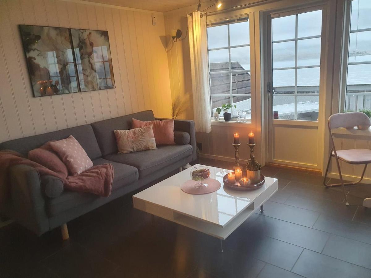 Idyllisk Sjohus Pa Naurstad Bodø Екстериор снимка